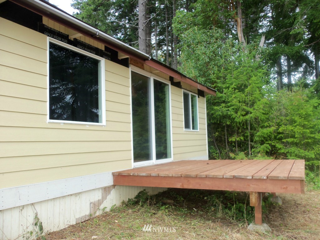 1902 Summit Lake Shore Road Northwest Olympia, WA 98502 - Photo 2 of 15 Gallery Image 2