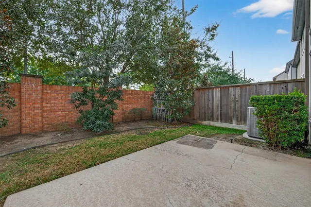 $3,300 | 11905 Wedemeyer Way, Houston, TX 77082