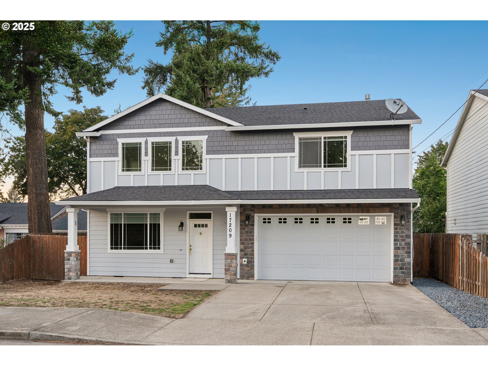 17209 Southeast Stephens Street Portland, OR 97233 - Photo 2 of 47