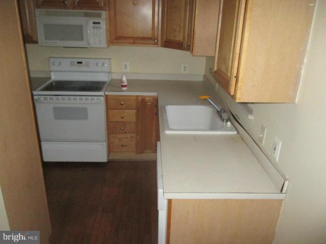 12901 Old Chapel Road Bowie, MD 20720 - Photo 11 of 22 Kitchen