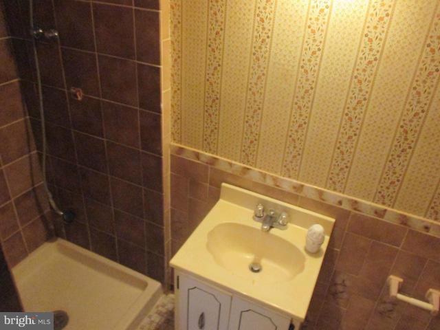12901 Old Chapel Road Bowie, MD 20720 - Photo 18 of 22 Bath