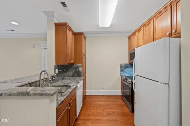 $1,395 | 927 Portstewart Drive, Cary, NC 27519