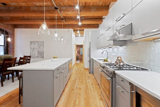 $1,485,000 | 21 Wormwood Street, Unit 318, Boston, MA 02210