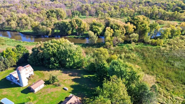 $850,000 | 4250 35th Street Southwest, Waverly, MN 55390