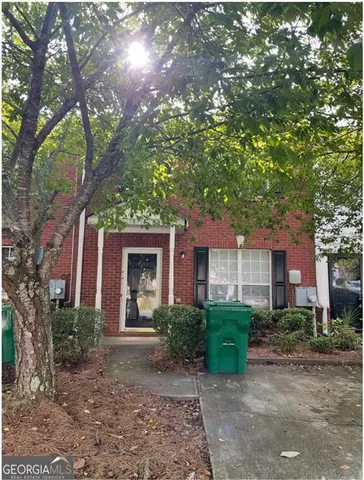 $215,000 | 5869 Strathmoor Manor Circle, Lithonia, GA 30058