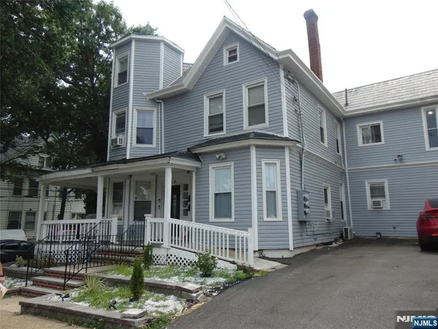 $800,000 | 444-446 15th Avenue, Paterson, NJ 07504
