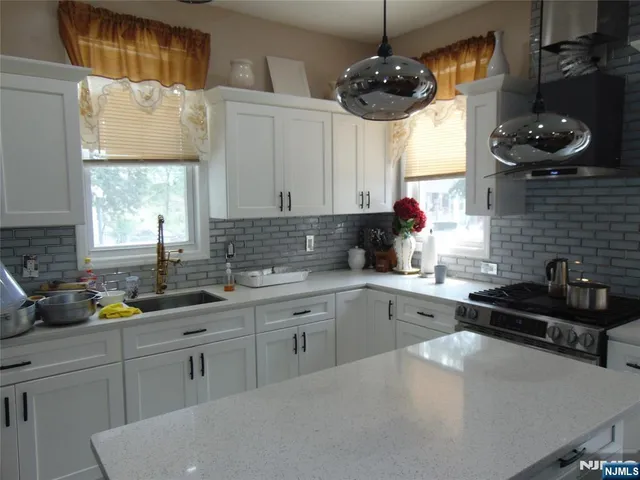 $800,000 | 444-446 15th Avenue, Paterson, NJ 07504