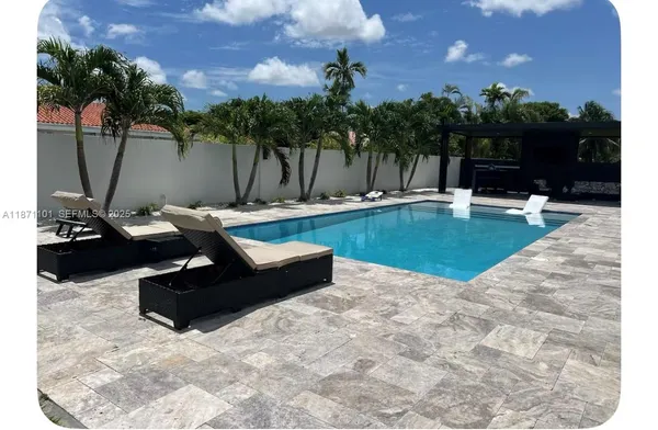 $11,500 | 6201 Southwest 107th Avenue, Miami, FL 33173