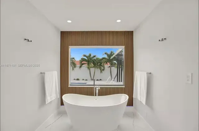 $11,500 | 6201 Southwest 107th Avenue, Miami, FL 33173