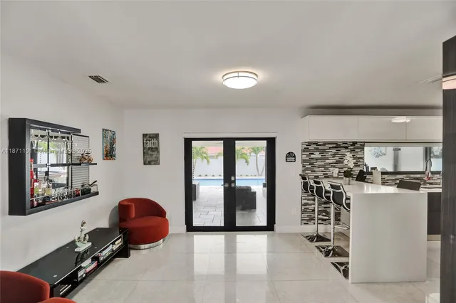 $12,500 | 6201 Southwest 107th Avenue, Miami, FL 33173