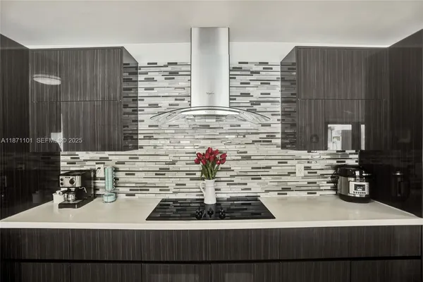 $11,500 | 6201 Southwest 107th Avenue, Miami, FL 33173