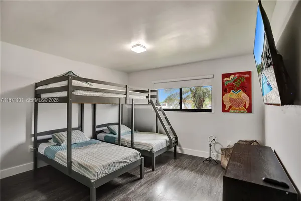 $11,500 | 6201 Southwest 107th Avenue, Miami, FL 33173