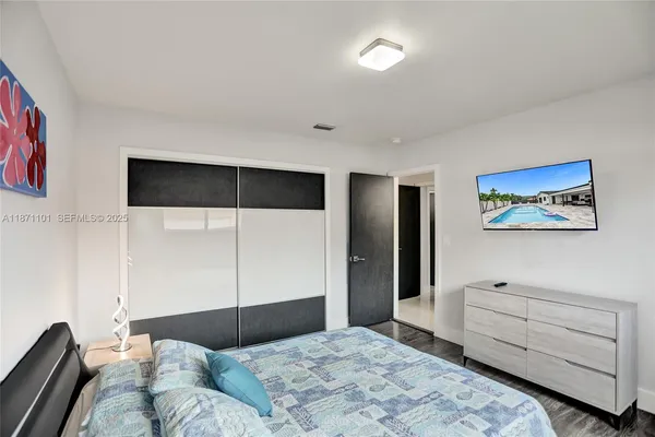 $11,500 | 6201 Southwest 107th Avenue, Miami, FL 33173