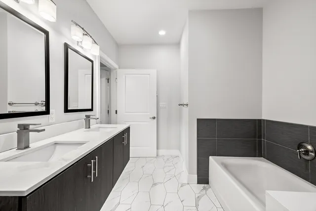 $719,999 | 18 Cliveden Street, Unit 406, Quincy, MA 02169