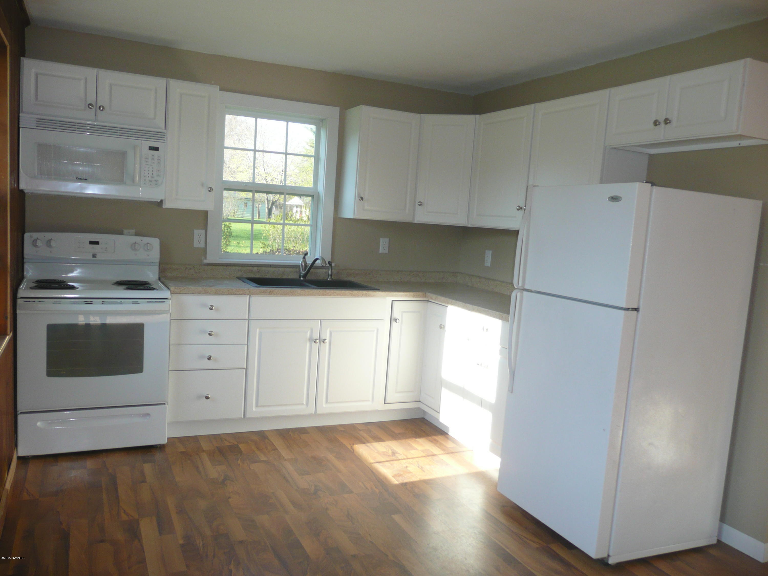 69743 Garver Lake Road Edwardsburg, MI 49112 - Photo 2 of 12 P1060909