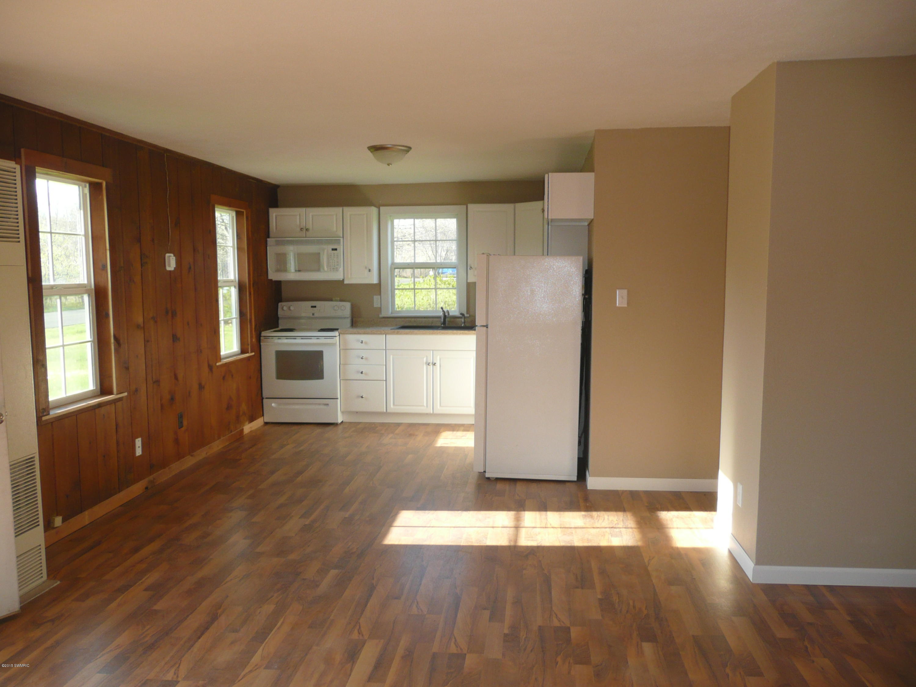 69743 Garver Lake Road Edwardsburg, MI 49112 - Photo 3 of 12 P1060908