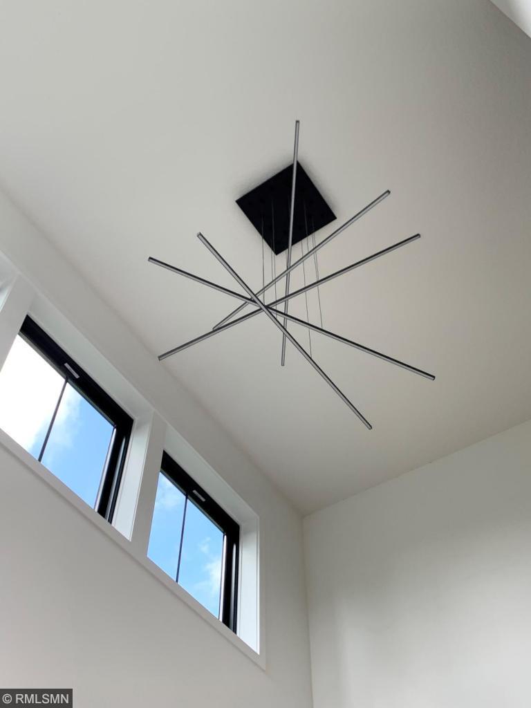 235 Old Wildwood Road Mahtomedi, MN 55115 - Photo 11 of 14