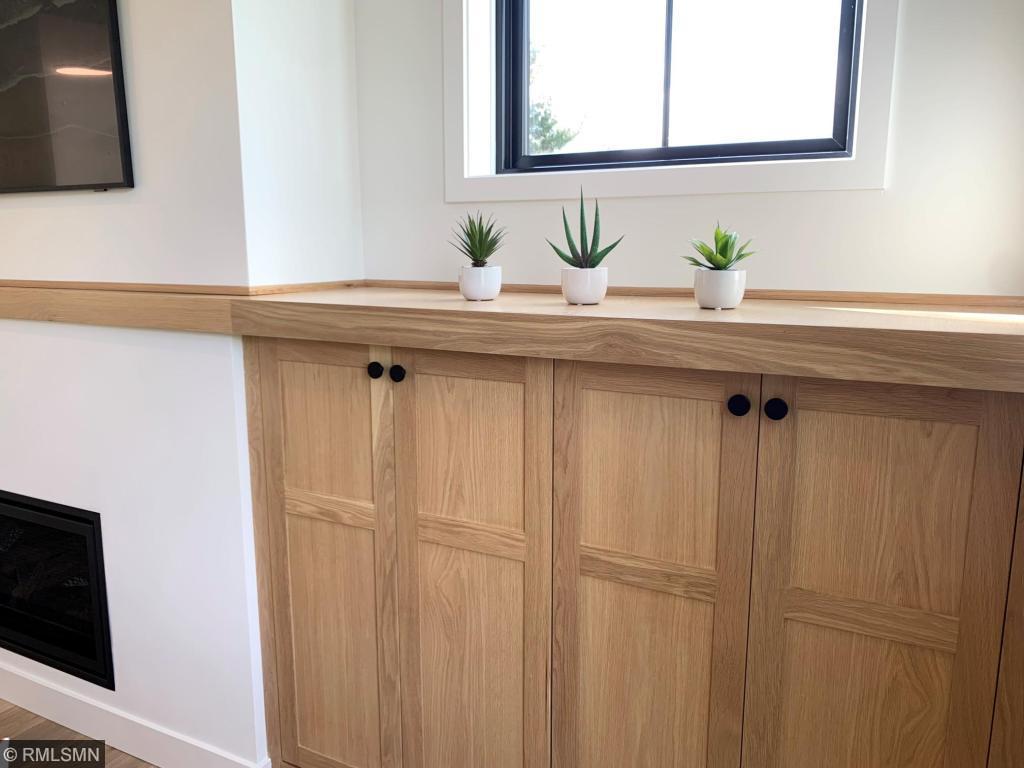 235 Old Wildwood Road Mahtomedi, MN 55115 - Photo 2 of 14