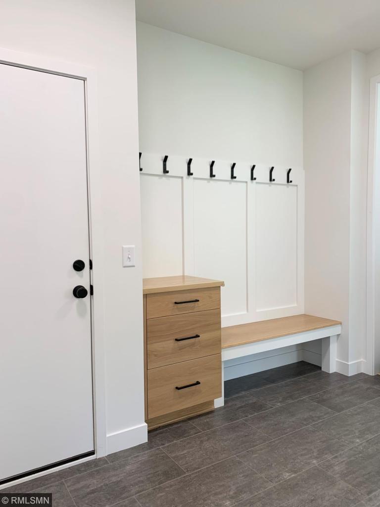 235 Old Wildwood Road Mahtomedi, MN 55115 - Photo 3 of 14