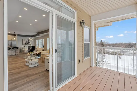 $298,000 | 3800 85th Avenue North, Unit 316, Brooklyn Park, MN 55443