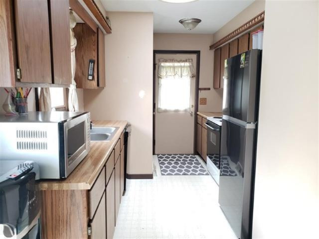 3755 Cecil Road Cadillac, MI 49601 - Photo 4 of 15 1868296-3
