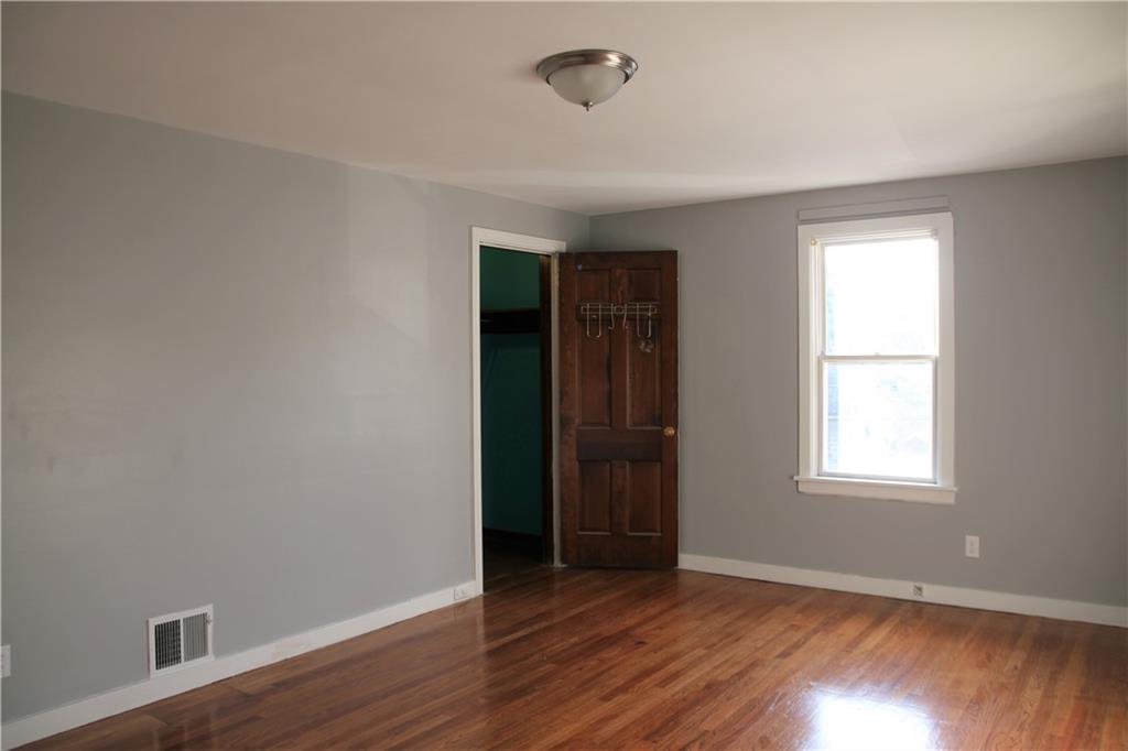 219 Long Road Pittsburgh, PA 15235 - Photo 11 of 25 Gallery Image 11