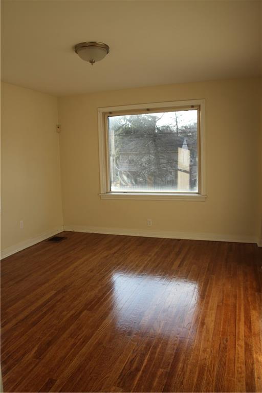 219 Long Road Pittsburgh, PA 15235 - Photo 15 of 25 Gallery Image 15