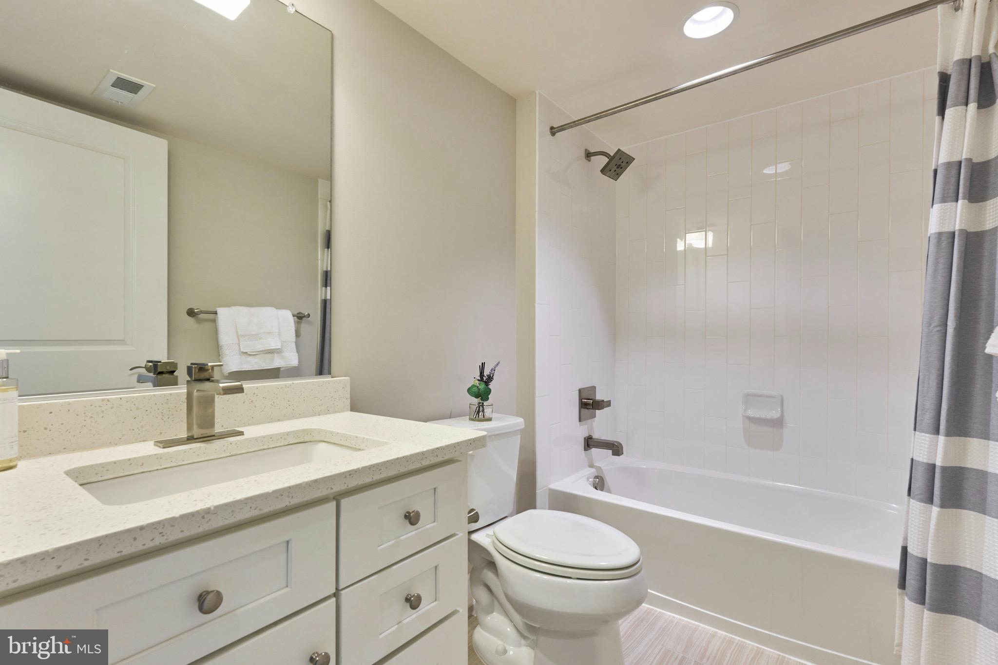 2358 Chadlington Road Falls Church, VA 22043 - Photo 23 of 56