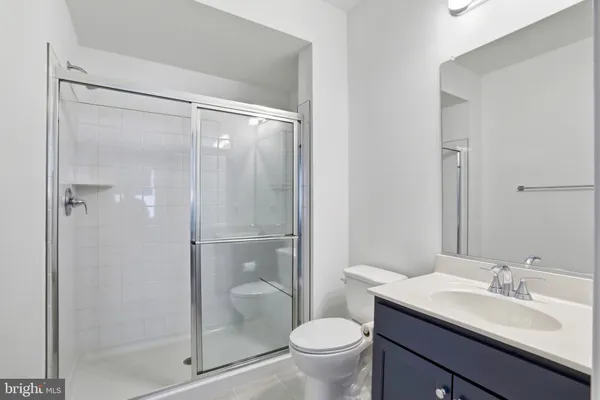 $999,000 | 4965 Longmire Way, Chantilly, VA 20151