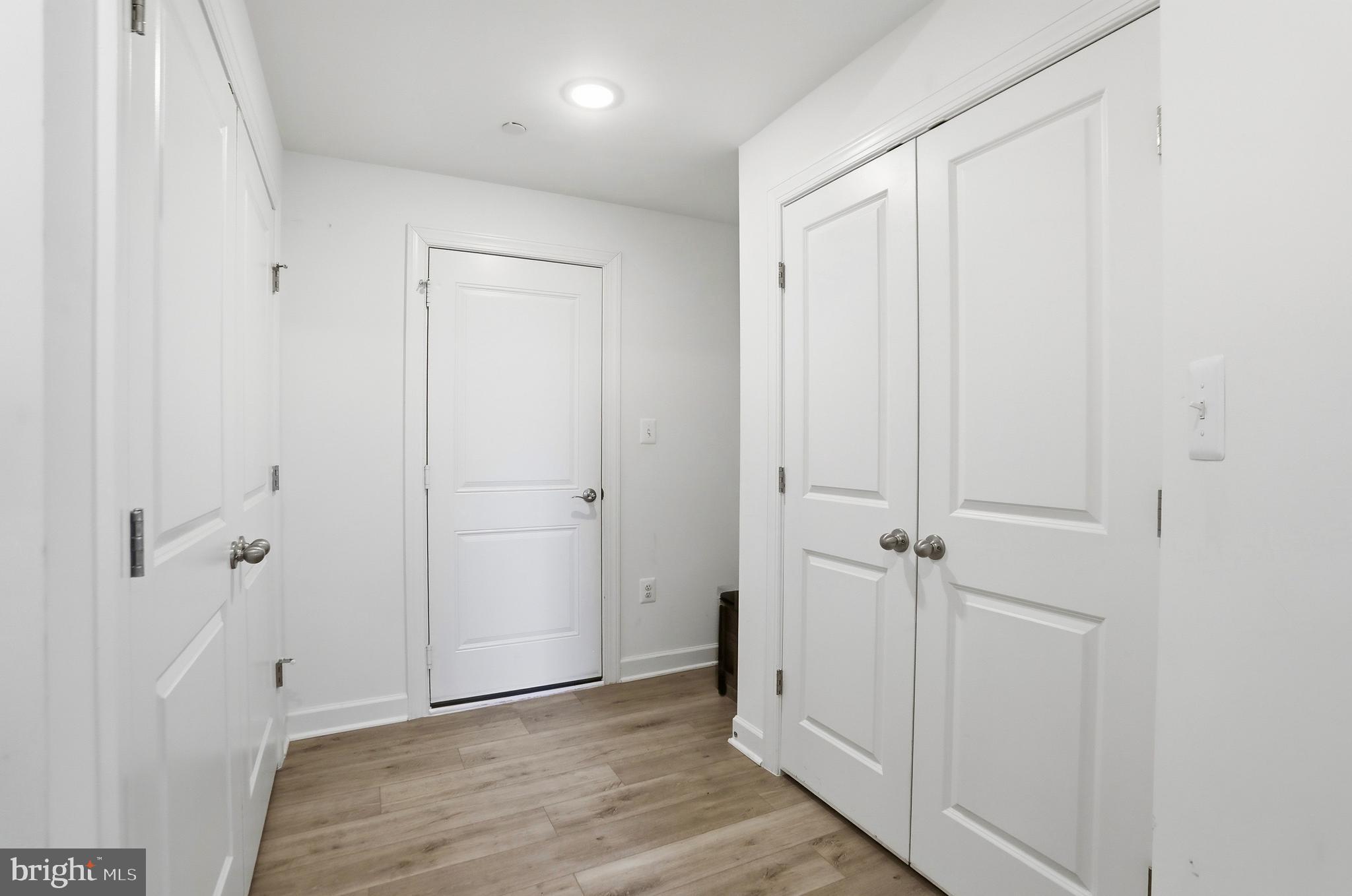 4965 Longmire Way Chantilly, VA 20151 - Photo 29 of 41 a view of room