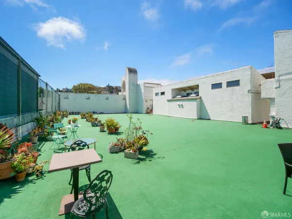 $3,500 | 407 Sanchez Street, Unit 2130, San Francisco, CA 94114