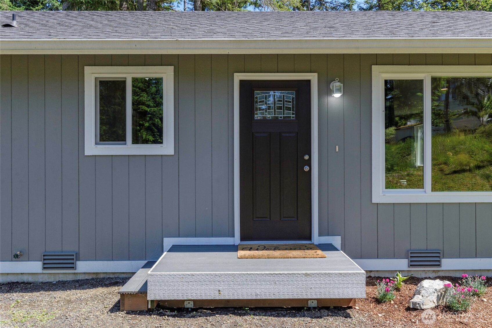 330 East Rd Of Tralee Shelton, WA 98584 - Photo 4 of 27