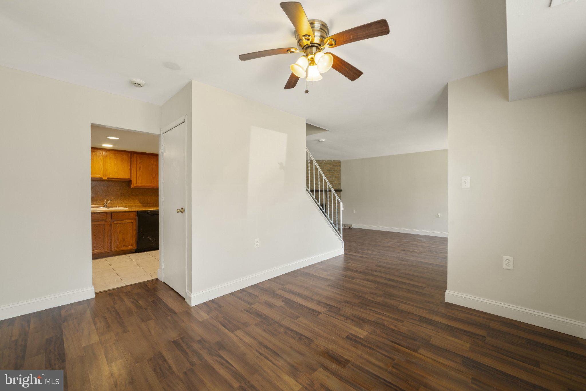 909 Timber Creek Road Lindenwold, NJ 08021 - Photo 5 of 23