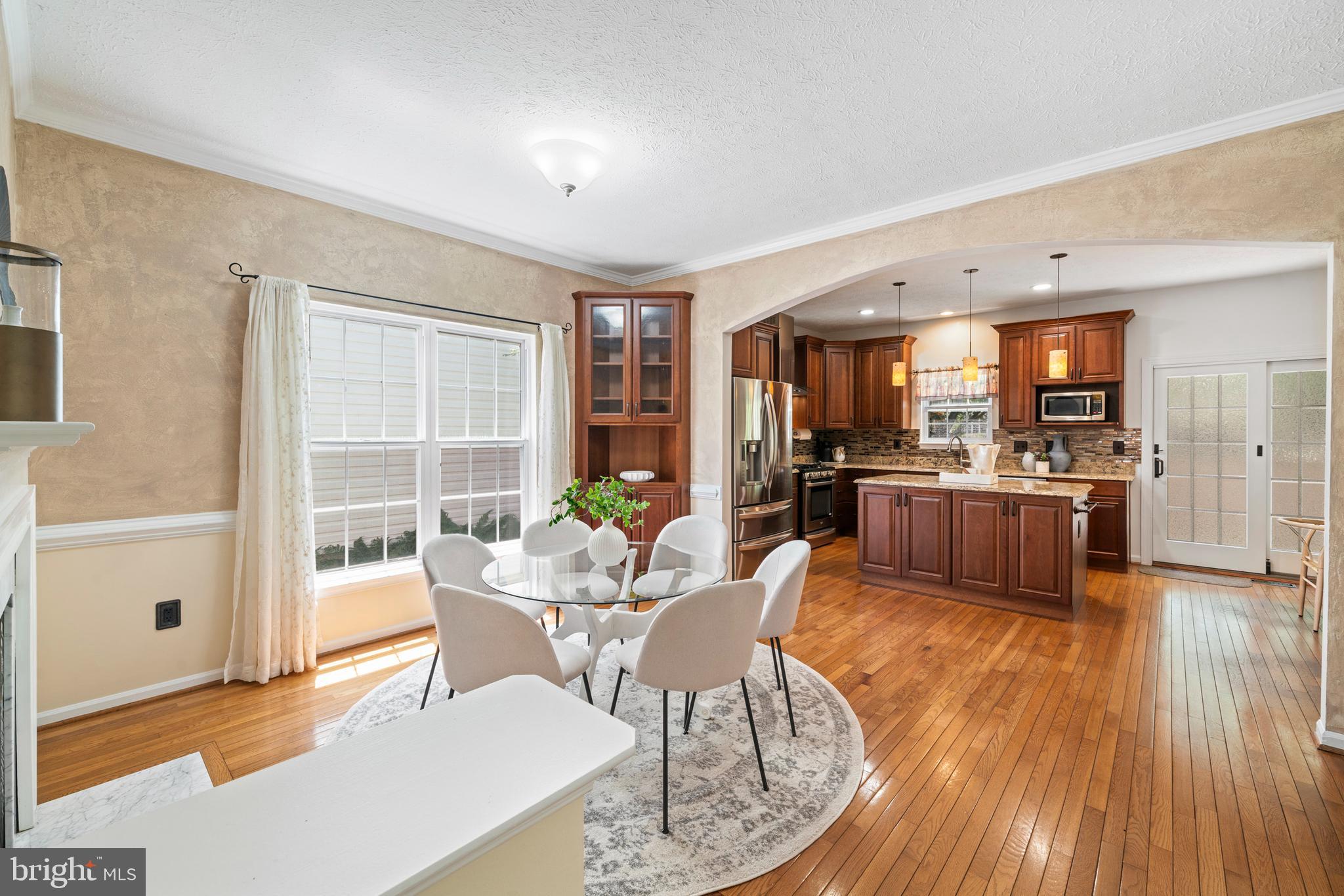 1502 Avennel Way Crofton, MD 21114 - Photo 10 of 50