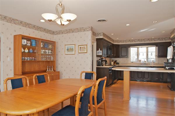 59 Stanley Road Swampscott, MA 01907 - Photo 6 of 14 Gallery Image 6