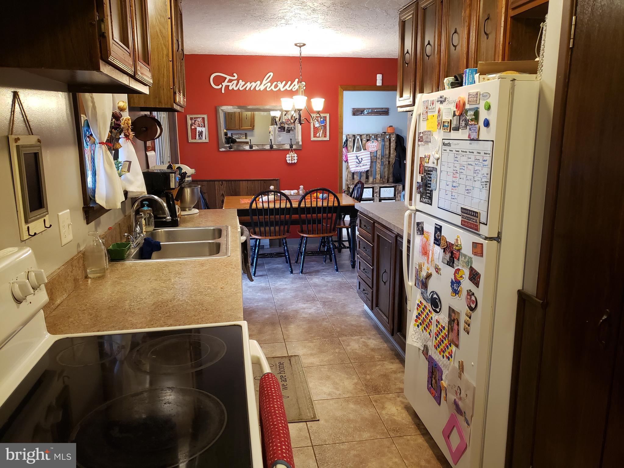 130 Pickett Road Dover, PA 17315 - Photo 6 of 31 Gallery Image 6