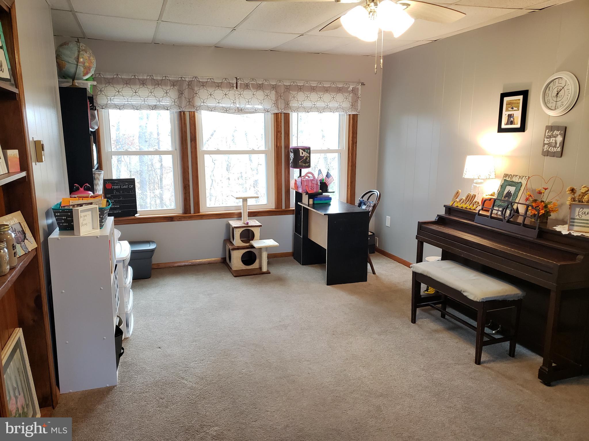 130 Pickett Road Dover, PA 17315 - Photo 10 of 31 Gallery Image 10