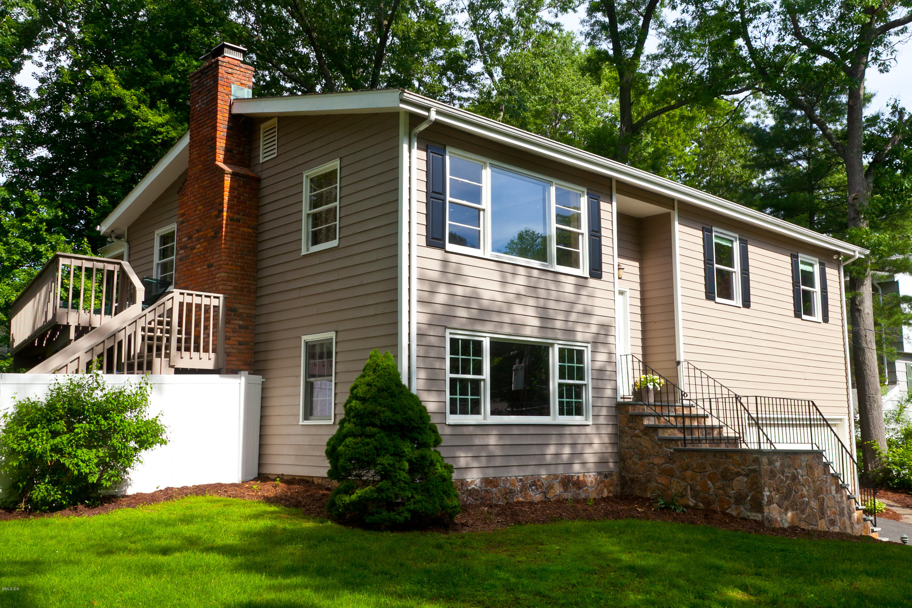 7 Ronald Lane Cos Cob, CT 06807 - Photo 1 of 12 7 Ronald outside