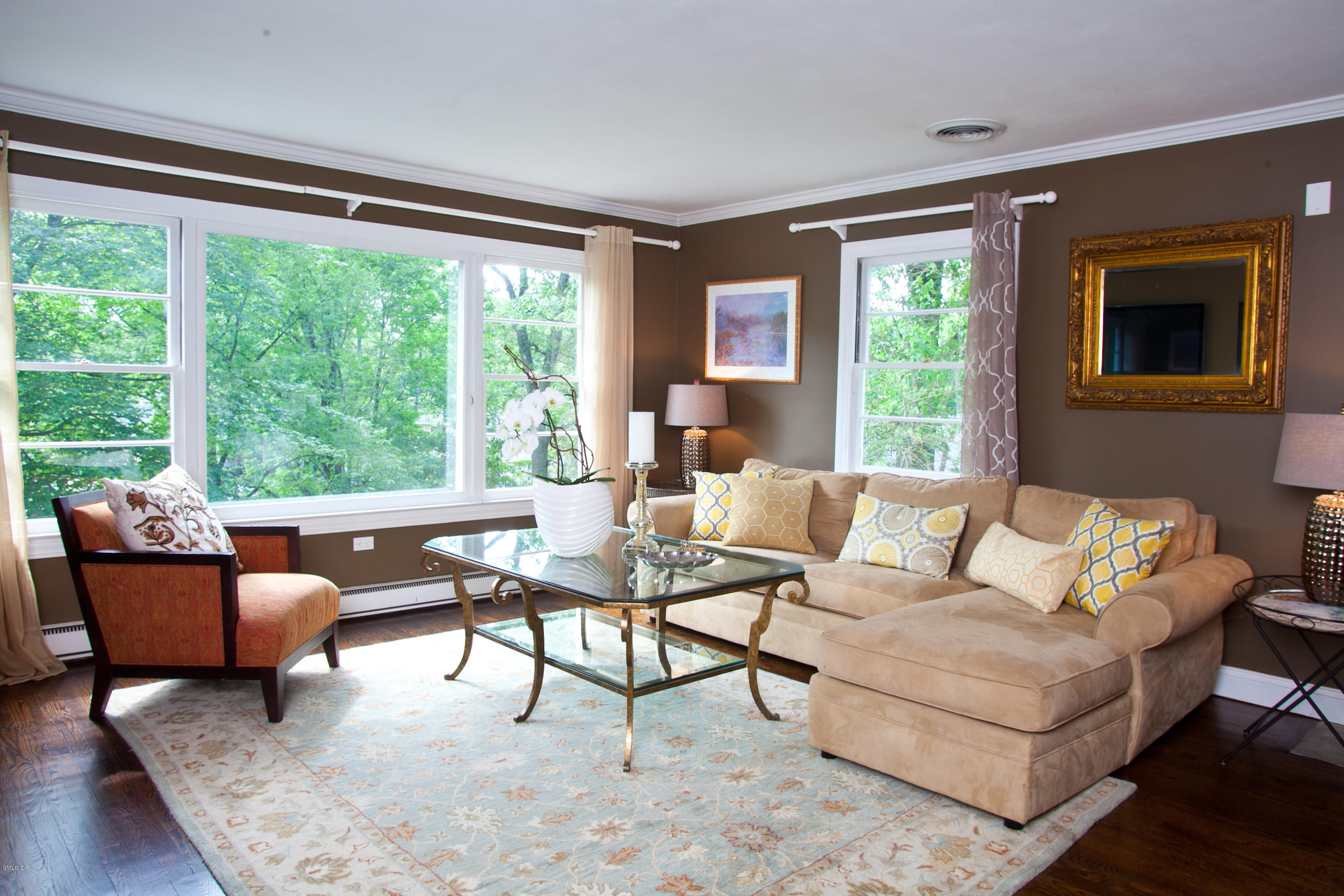 7 Ronald Lane Cos Cob, CT 06807 - Photo 2 of 12 7 Ronald LR