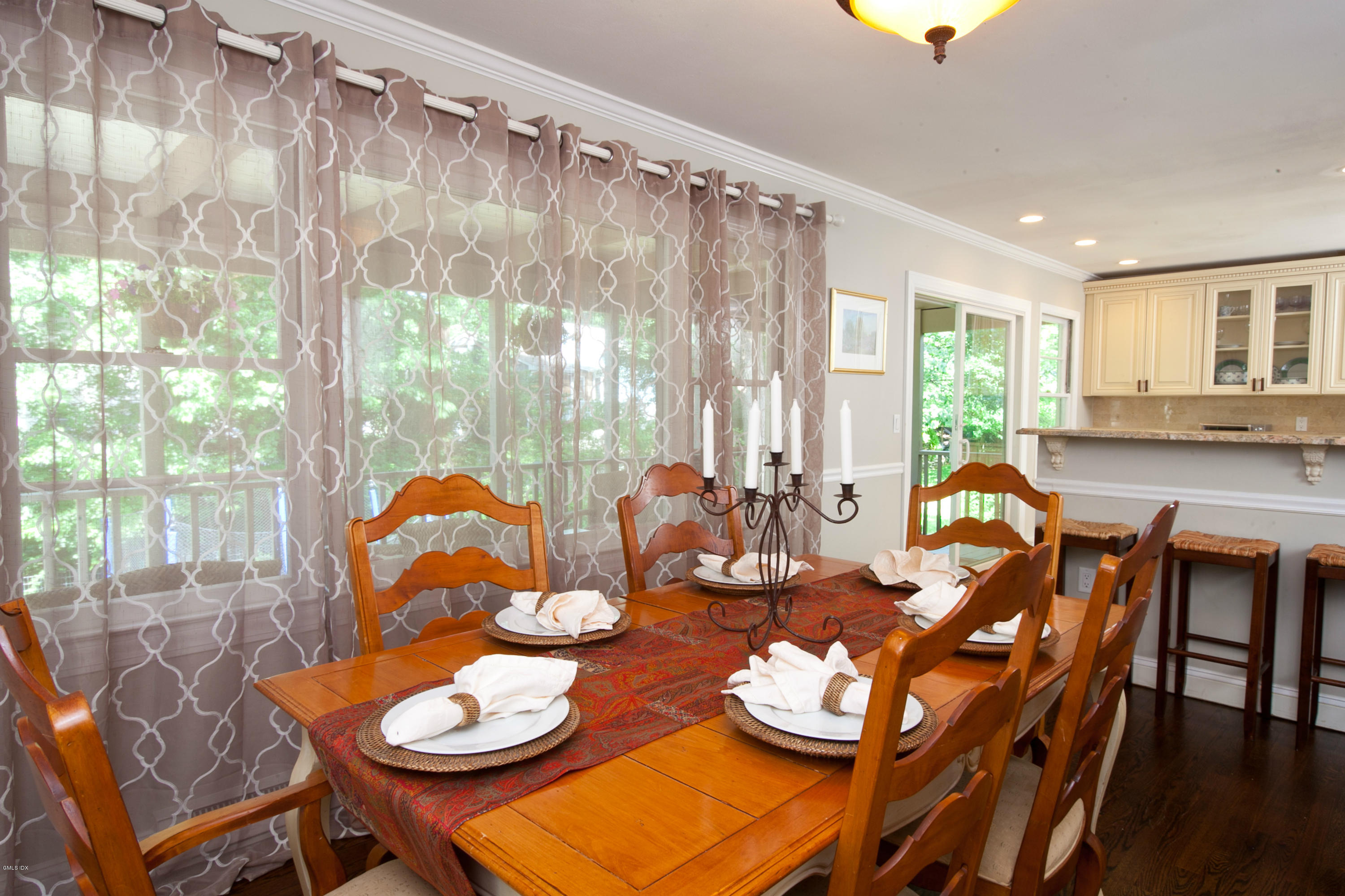 7 Ronald Lane Cos Cob, CT 06807 - Photo 5 of 12 Dining Room/Kichen