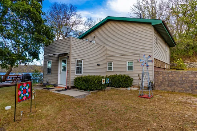 $510,000 | 31963 Hillcrest Lane, Fergus Falls, MN 56537