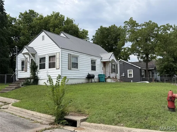 $79,900 | 685 West 2nd Street, Lebanon, MO 65536