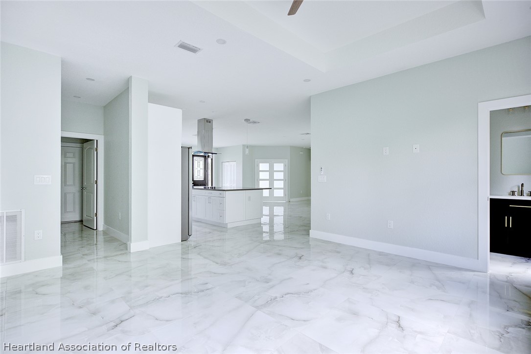 2011 West Falcon Road Avon Park, FL 33825 - Photo 15 of 40