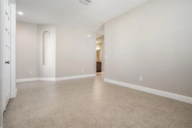 $2,500 | 11245 Paddock Manor Avenue, Riverview, FL 33569