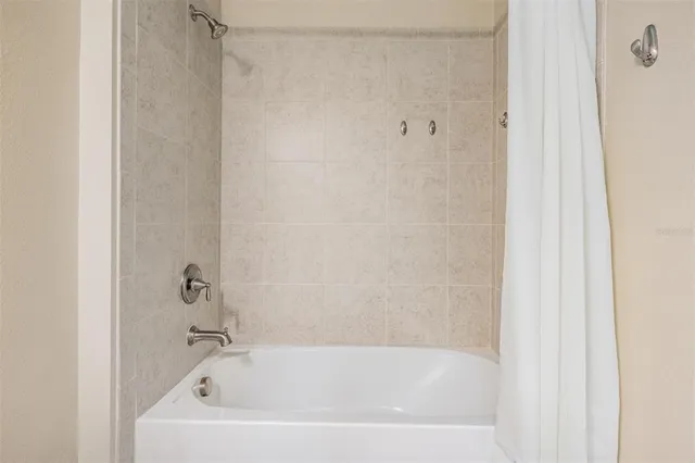 $2,500 | 11245 Paddock Manor Avenue, Riverview, FL 33569