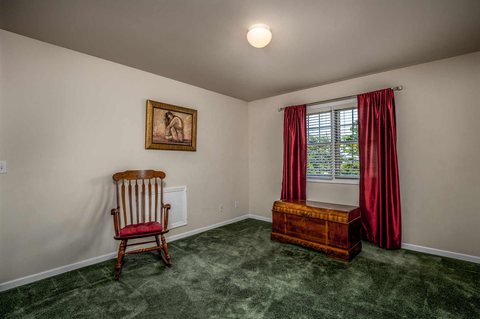2656 East 1559th Road Ottawa, IL 61350 - Photo 40 of 49 a room with stairs and a chair