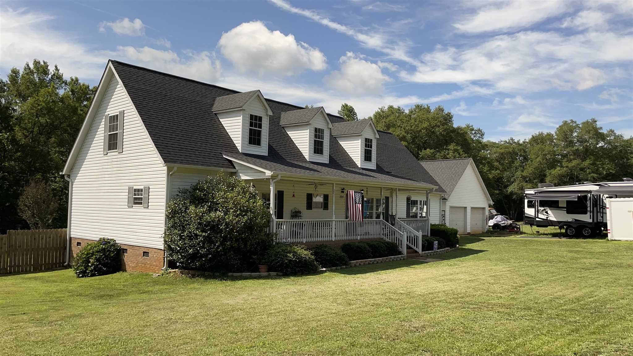 709 Springdale Road Cowpens, SC 29330 - Photo 4 of 33