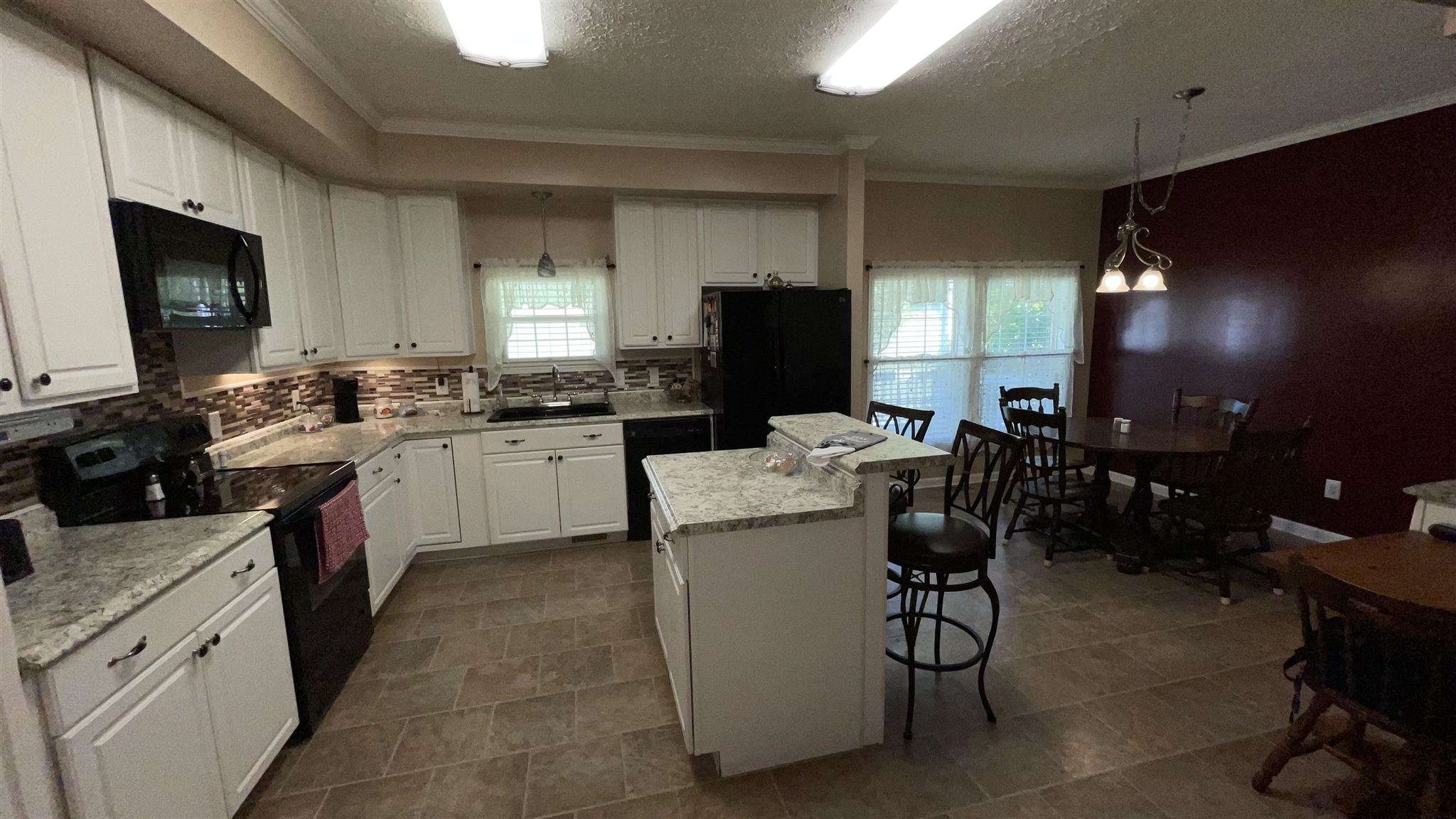 709 Springdale Road Cowpens, SC 29330 - Photo 9 of 33