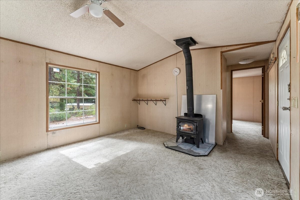 17968 Entiat River Road Entiat, WA 98822 - Photo 8 of 29