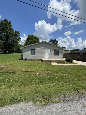 $895 | 106 Dickerson Lane, Hopkinsville, KY 42240